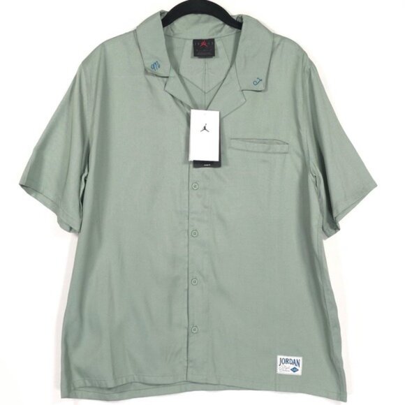 NWT JORDAN Women's Top Button Up Shirt MEDIUM Lyocell Flight Classics FN5763-304 - Picture 1 of 12
